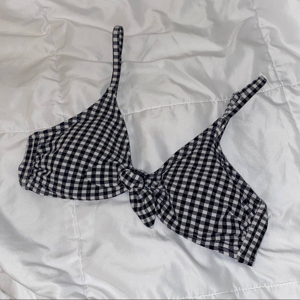 🔴SOLD🔴 gingham swim suit top bikini